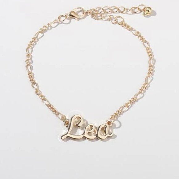 Leo Zodiac Golden Bracelet - Picture 1 of 2